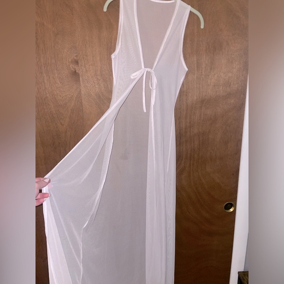 Long Sheer Robe - Picture 1 of 4